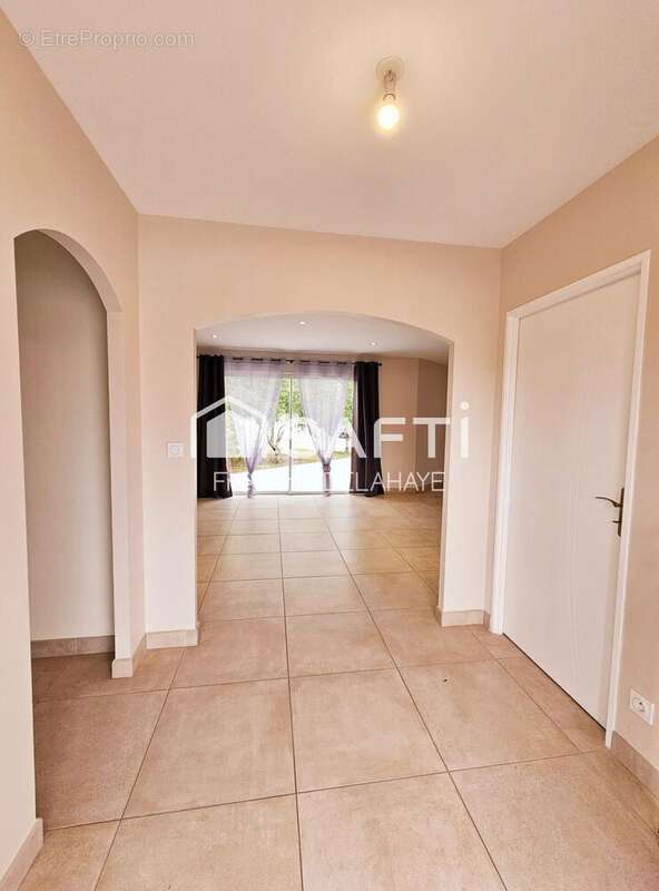 Photo 4 - Maison à PAREMPUYRE