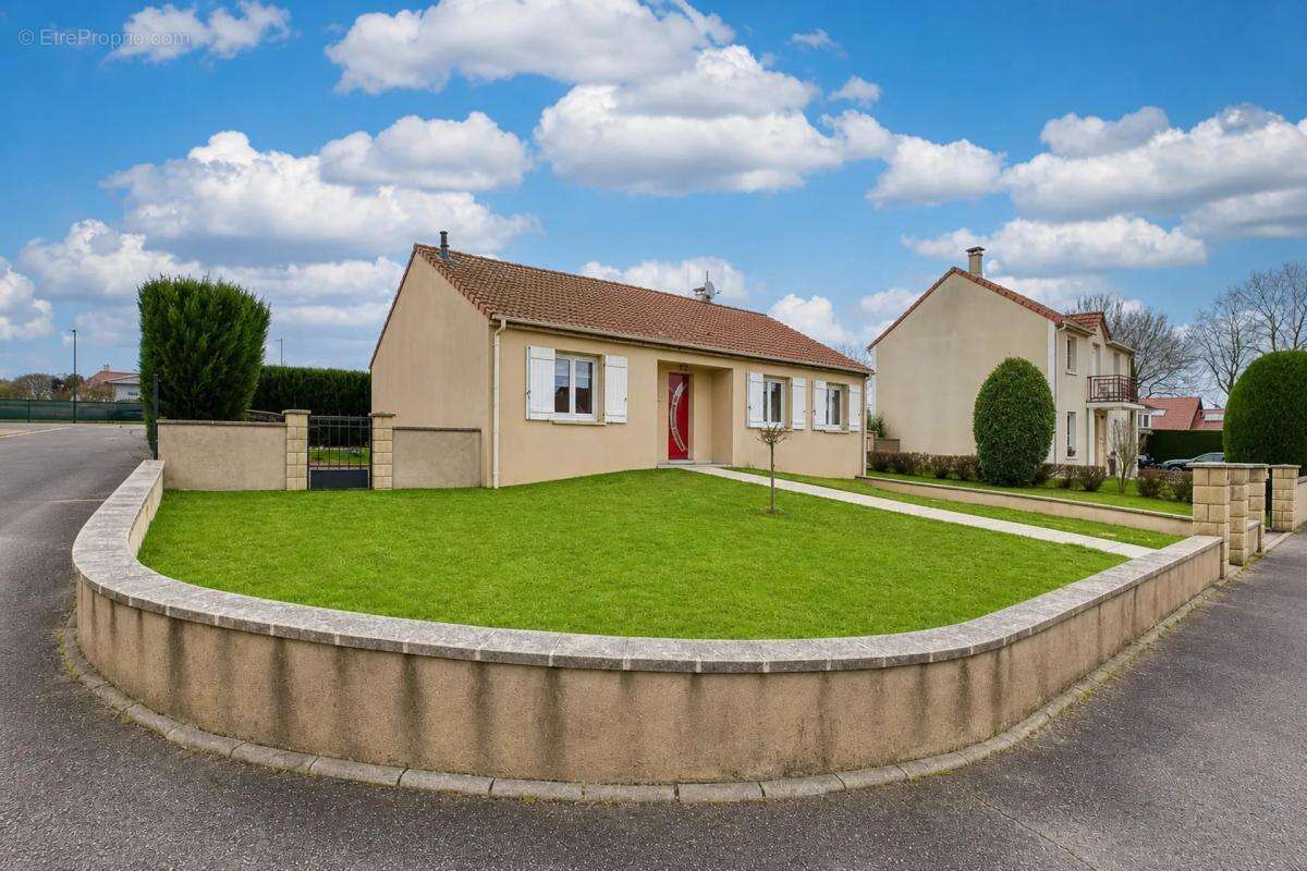 Maison plain-pied 6 pièces avec jardin et piscine - photo 29
