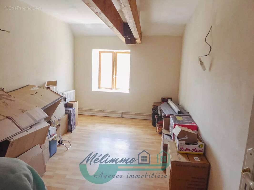 Maison 190 m² à Oisy  - photo 2