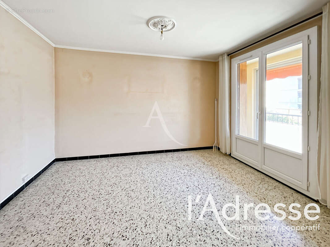 Appartement à AUBAGNE