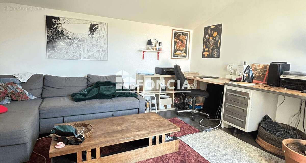 Appartement à MARSEILLE-8E