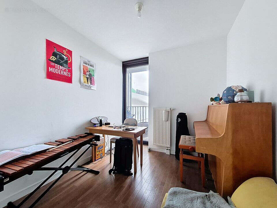 Appartement à NANTERRE