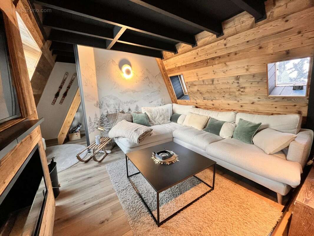 Maison à LES ANGLES