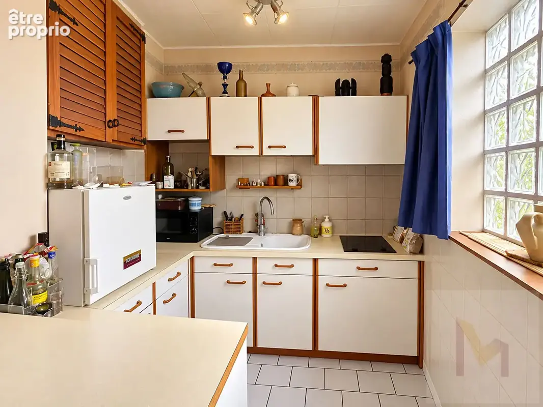 Appartement 2 pièces au dernier étage avec balcon et parking extérieur - photo 2