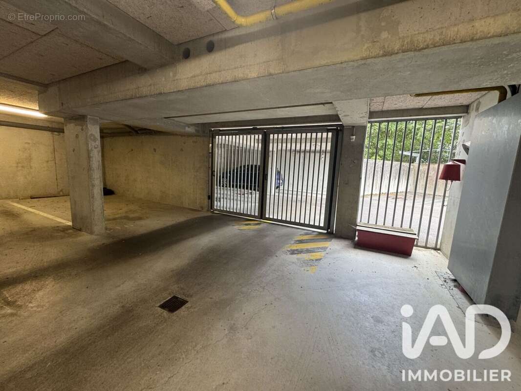 Parking 14 m² à Orvault  - photo 2