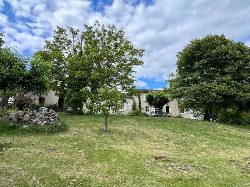 Maison à DURAS