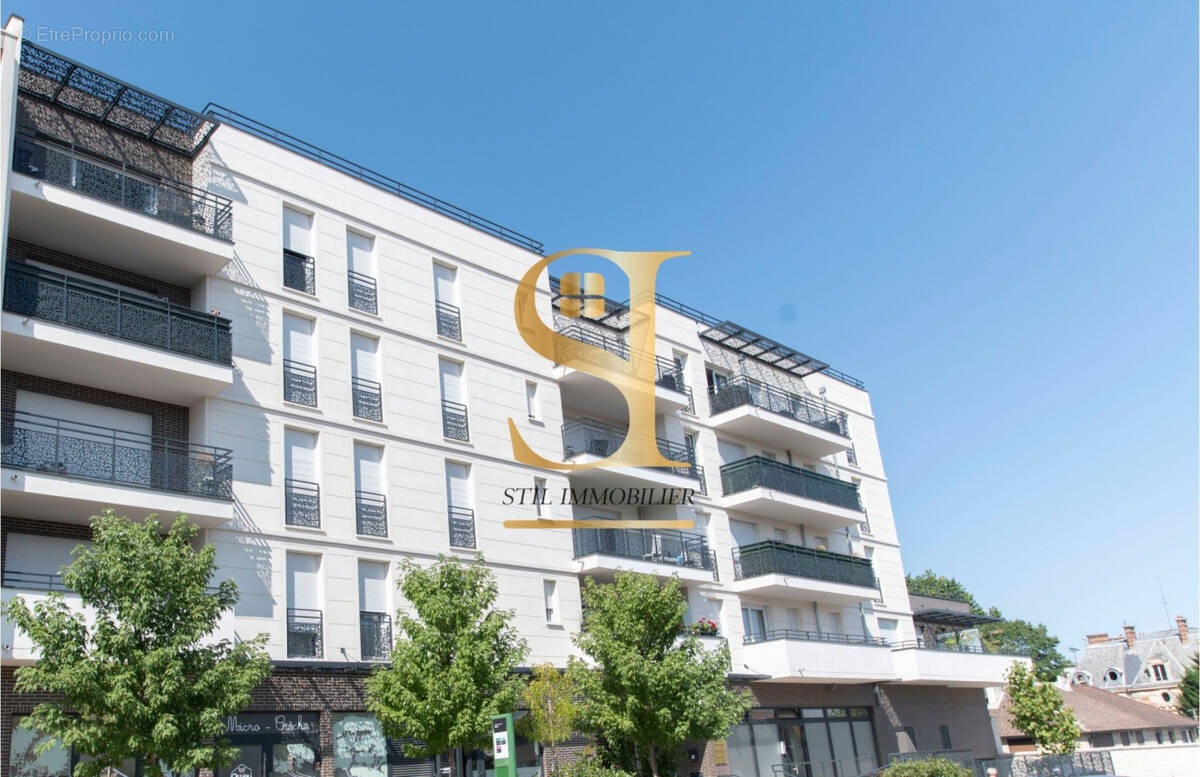 Appartement à VIGNEUX-SUR-SEINE