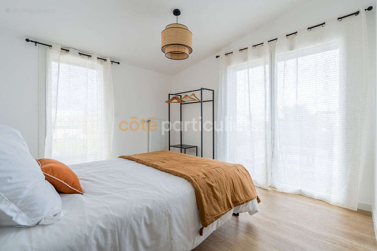 Appartement à SAINT-JEAN-DE-LA-RUELLE