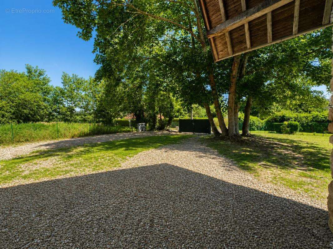 Maison de 5 pièces de 117 m² à Hardencourt-Cocherel - photo 8