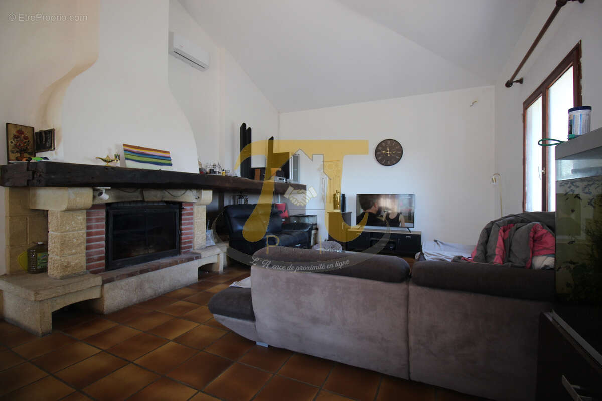 Grande maison familiale proposant 2 logements. - photo 9