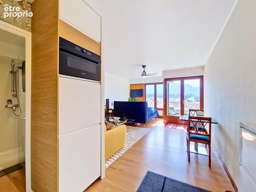 Aix les Bains centre - Appartement rénové avec balcon - photo 8