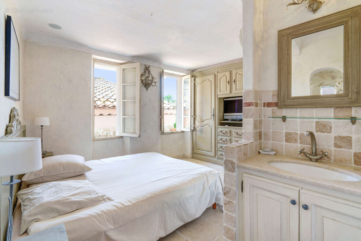 Appartement à SAINT-TROPEZ