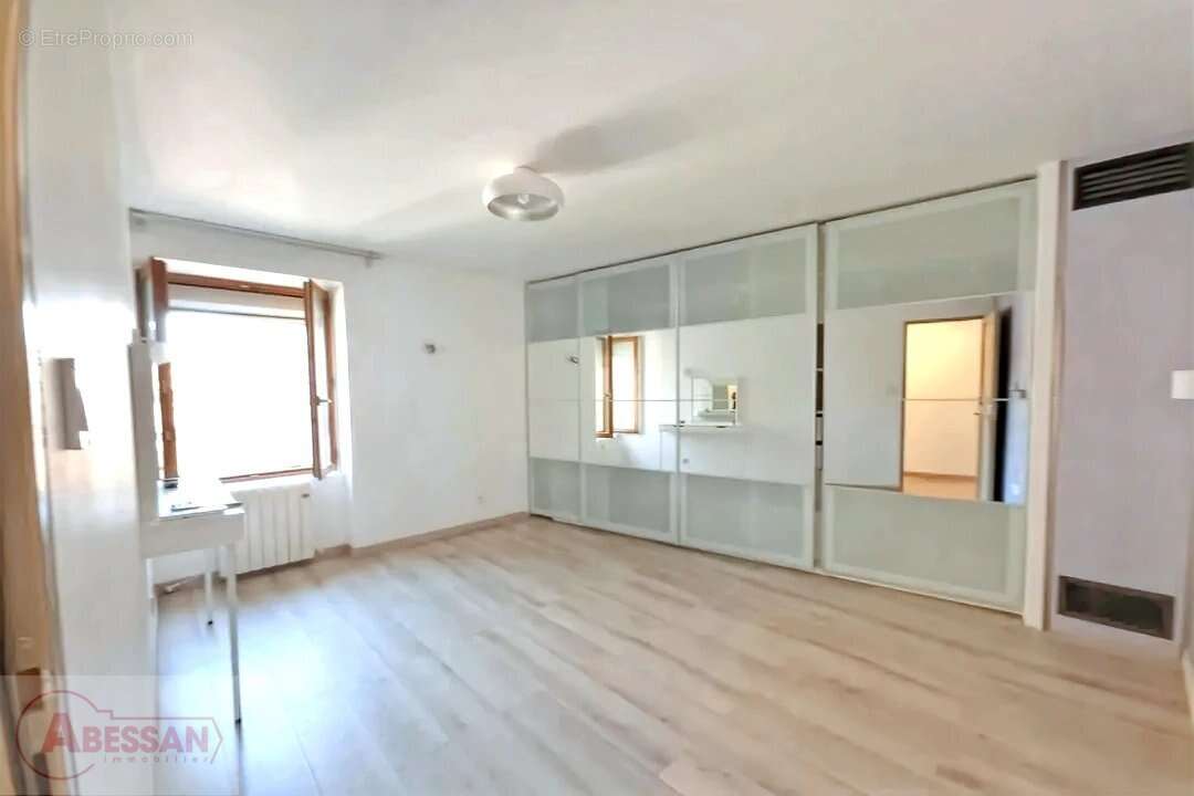 Maison à SAINT-HIPPOLYTE-DU-FORT