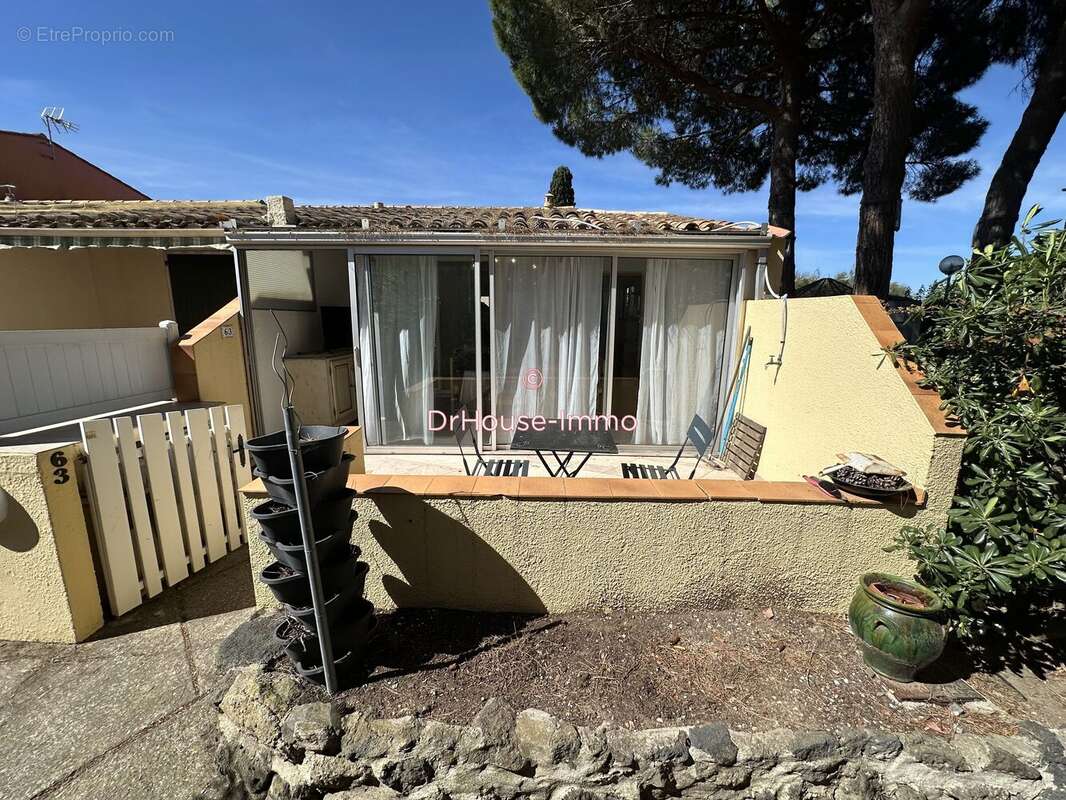 Maison 57 m² à Agde  - photo 2