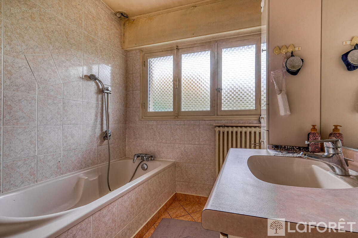 Maison à LIVRY-GARGAN