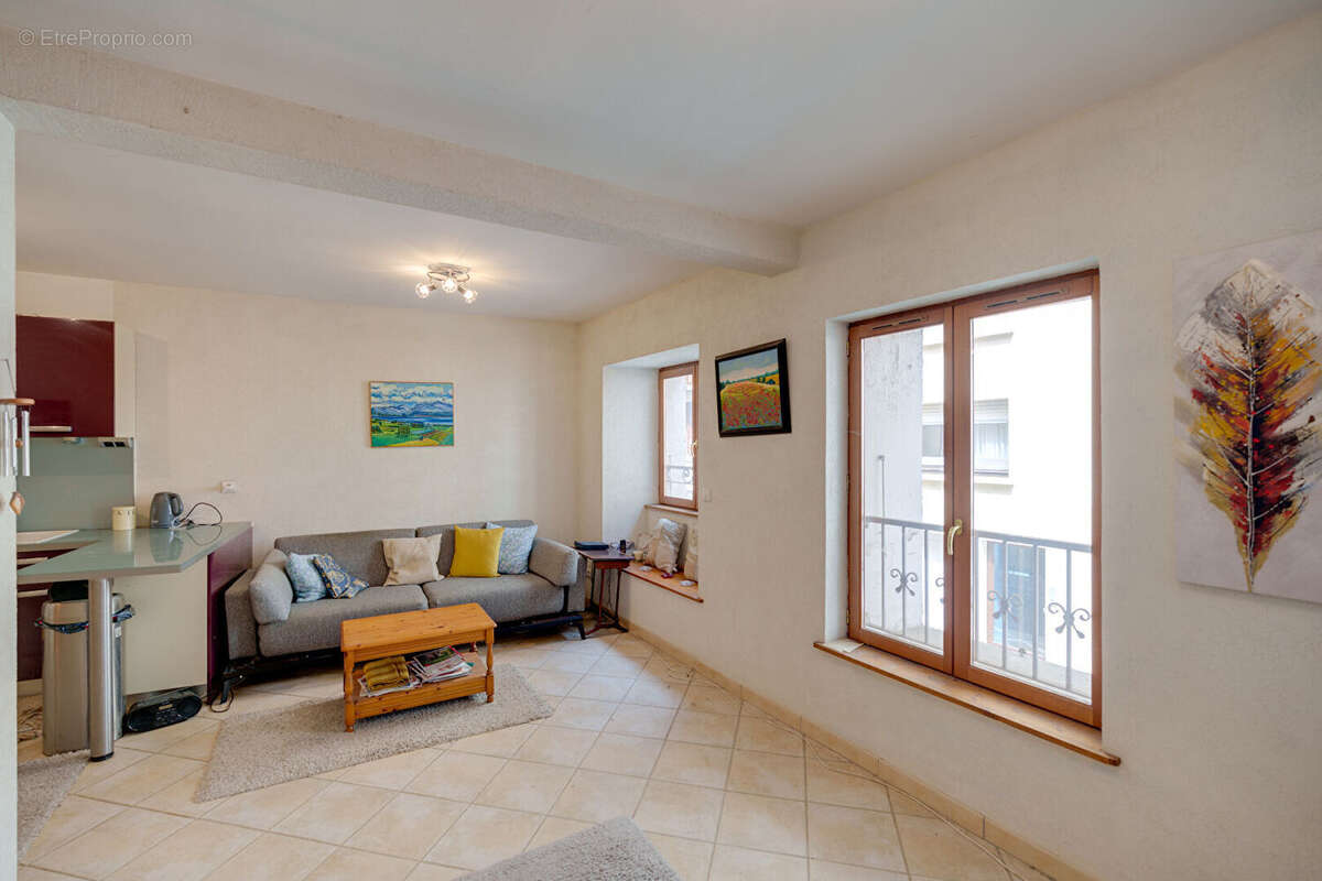 Appartement à EVIAN-LES-BAINS