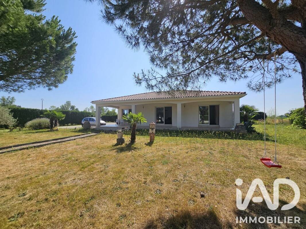 Photo 1 - Maison à CASTELSARRASIN
