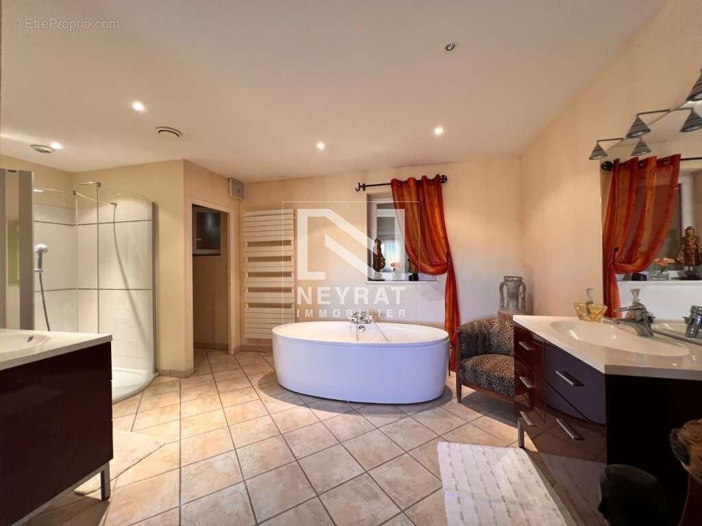 Appartement à AUTUN