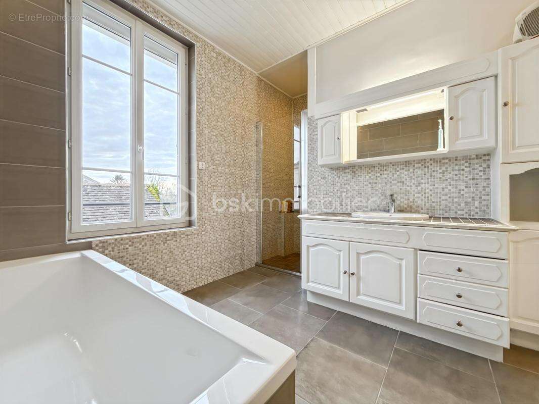 Maison à SAINT-CLEMENT