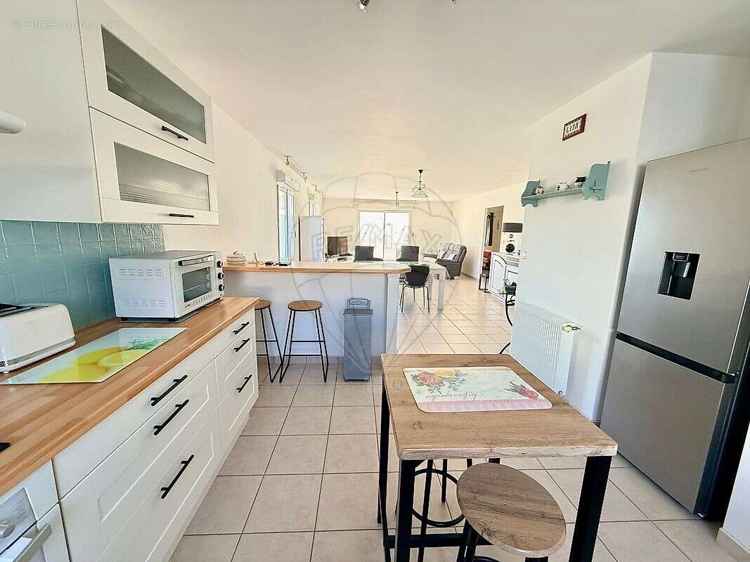 Maison à VAUX-SUR-MER