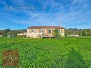 Maison à SAINT-SULPICE