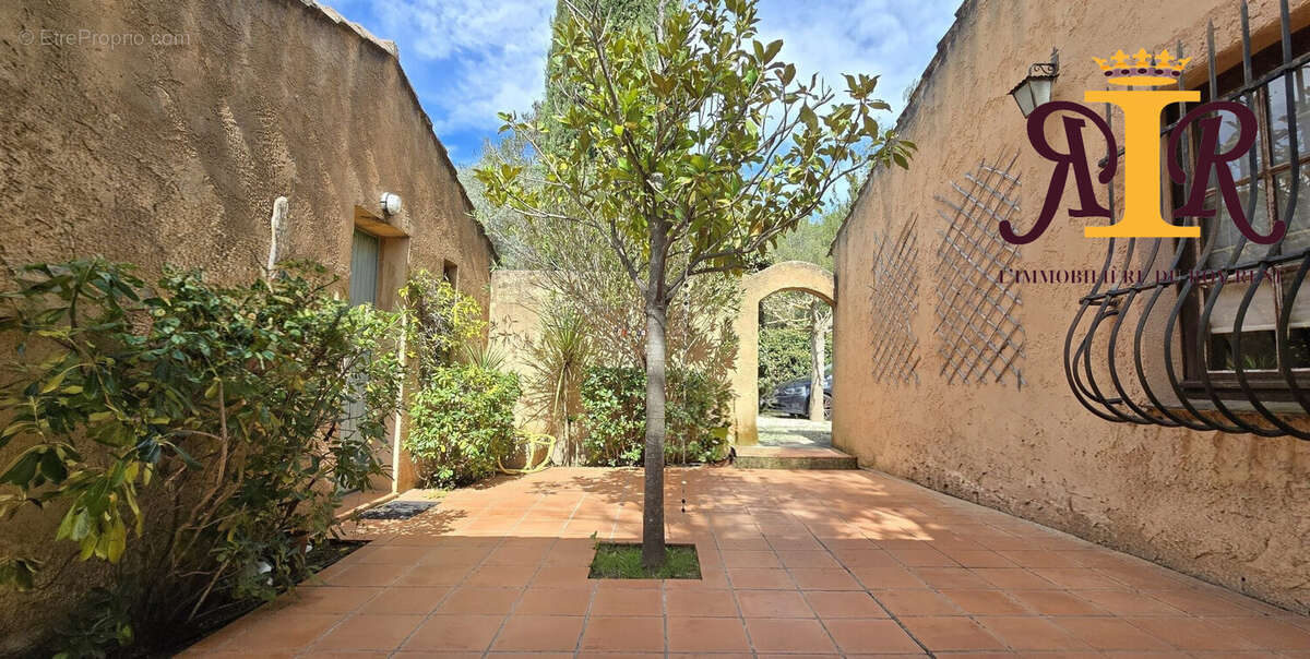 Maison à BEAURECUEIL