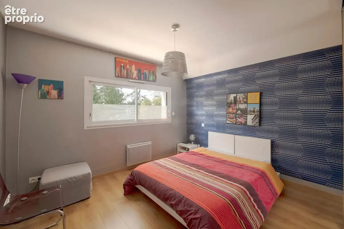 A VENDRE - AGENCE GIBOIRE BRUZ - Maison contemporaine d'environ 174m² - GUICHEN dans un quartier prisé - photo 8