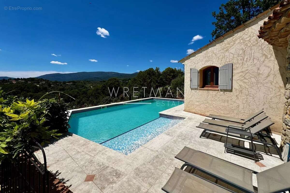 Villa de qualité avec vue panoramique et piscine - tourrettes - photo 4