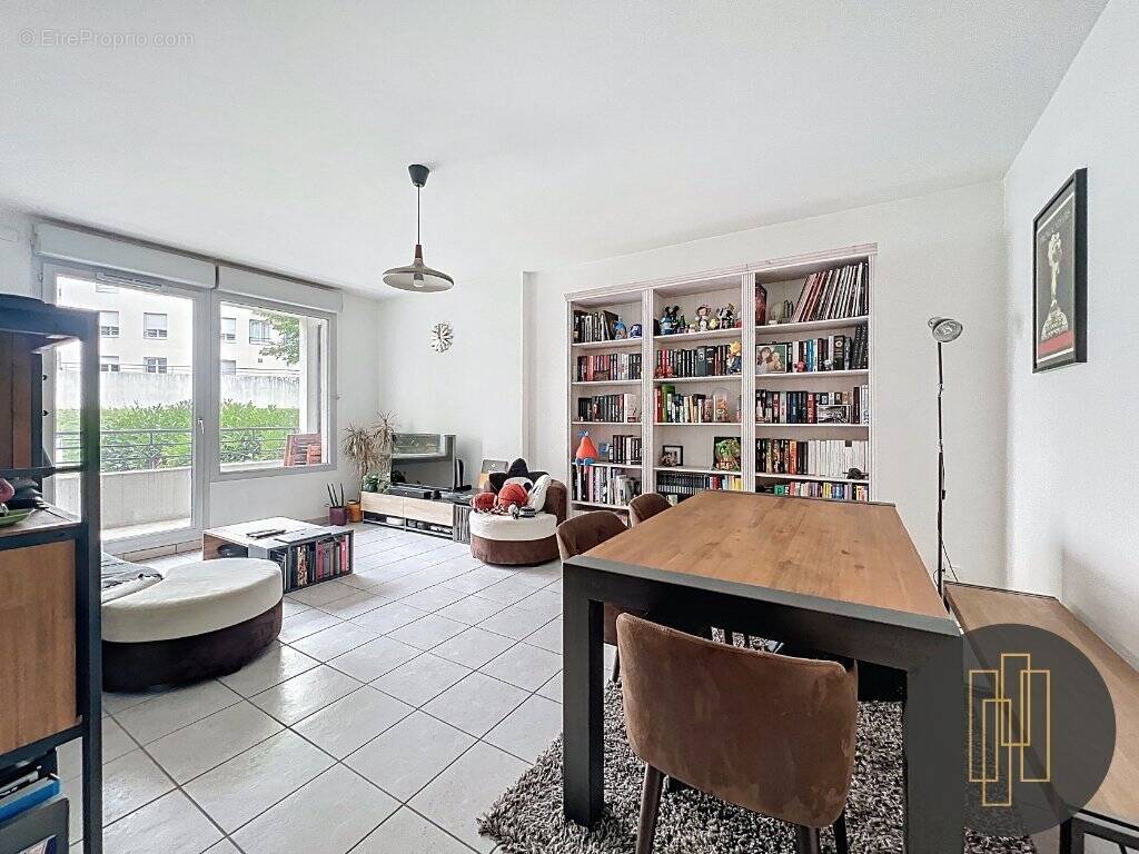 Appartement à LYON-9E