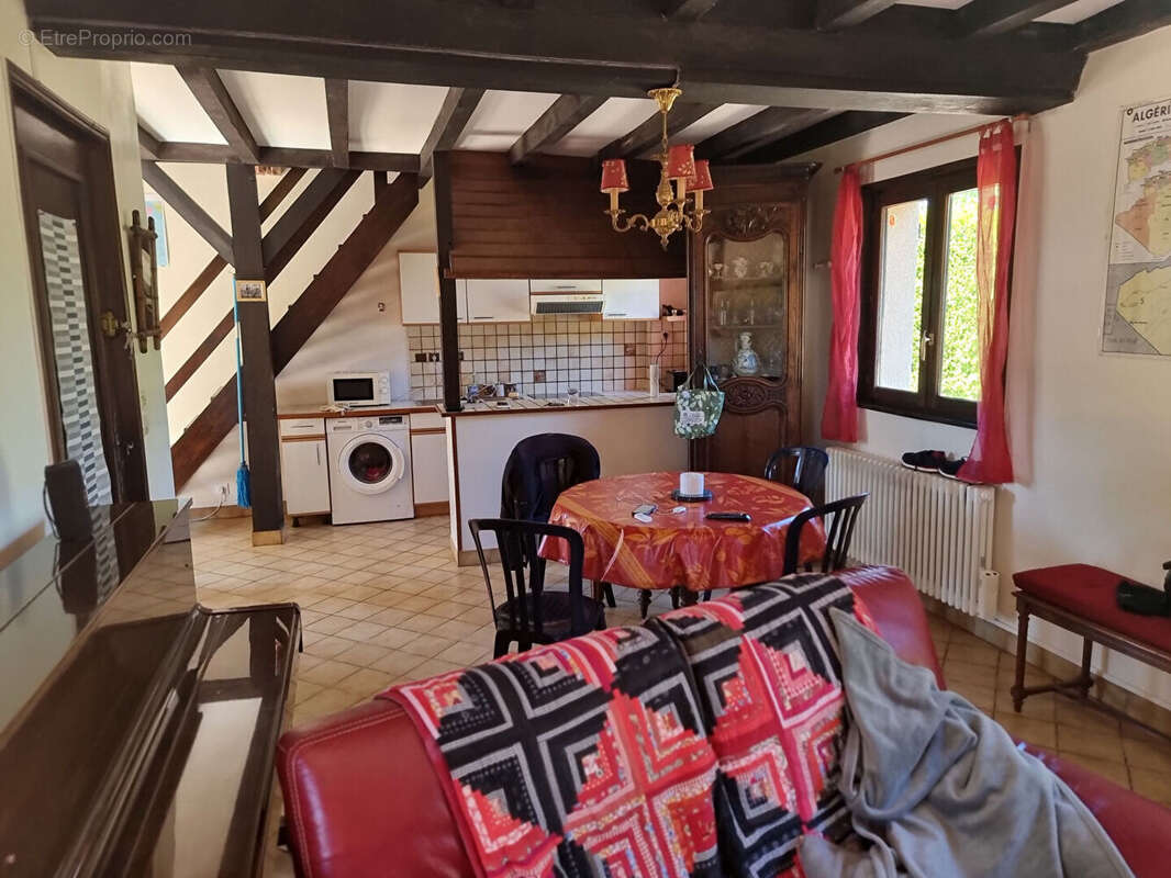 Maison à APPENAI-SOUS-BELLEME