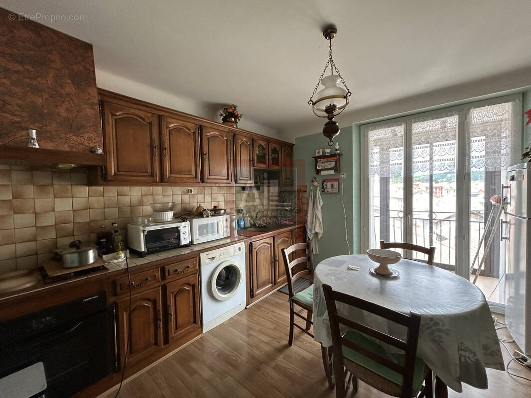 Appartement à LANGOGNE