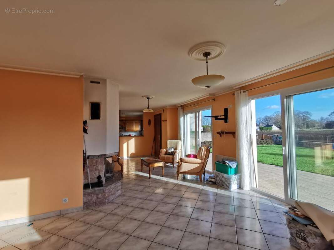 Maison à PLOUEC-DU-TRIEUX