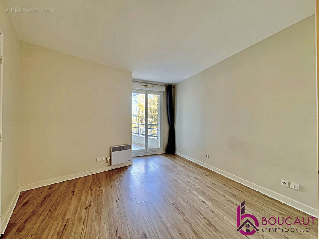 Appartement à LE PLESSIS-ROBINSON