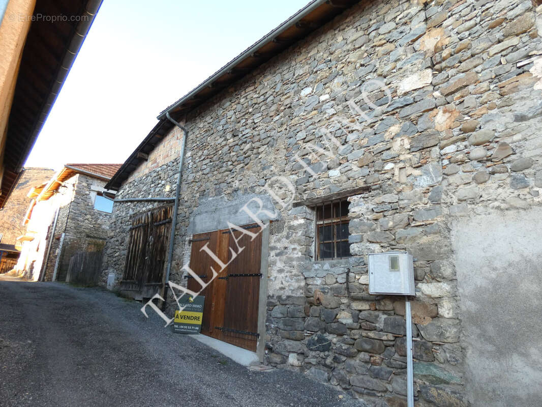 Maison à BREZIERS