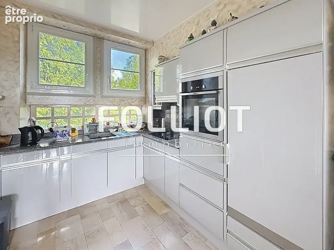 A vendre Appartement Fougères 5 pièce(s) 99 m2 avec garage - photo 5