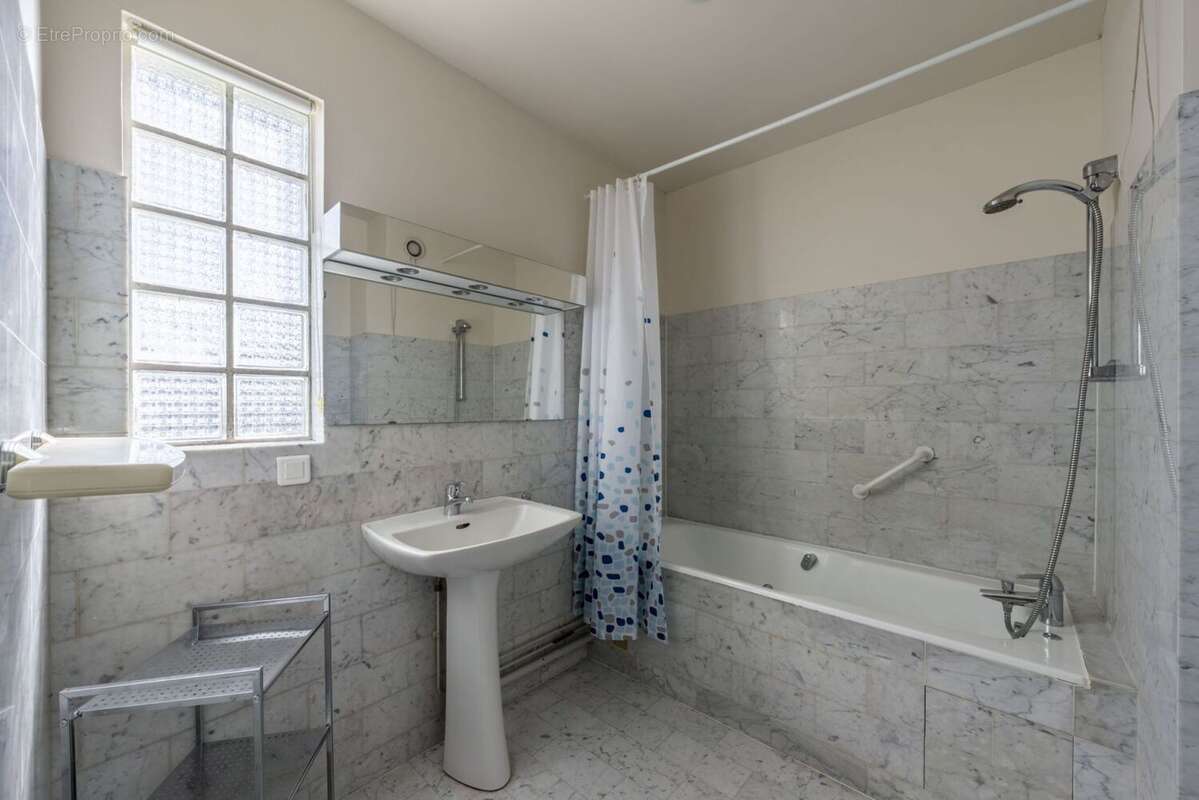 Appartement à MELUN