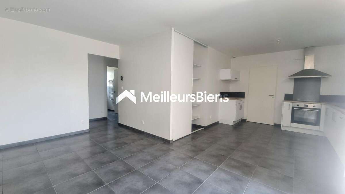 Maison récente au calme – 85 m² habitables sur 721 m² de terrain - photo 2