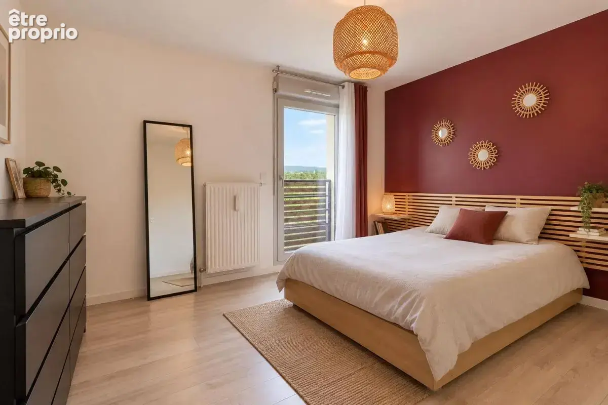 Duplex a BROCHON 83m², 90m² de jardin, Garage double - photo 8