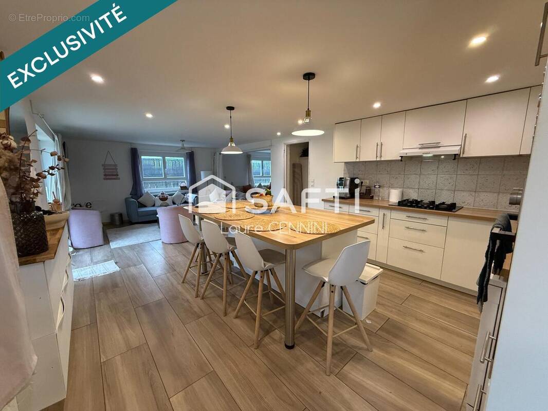 Photo 1 - Maison à VALREAS