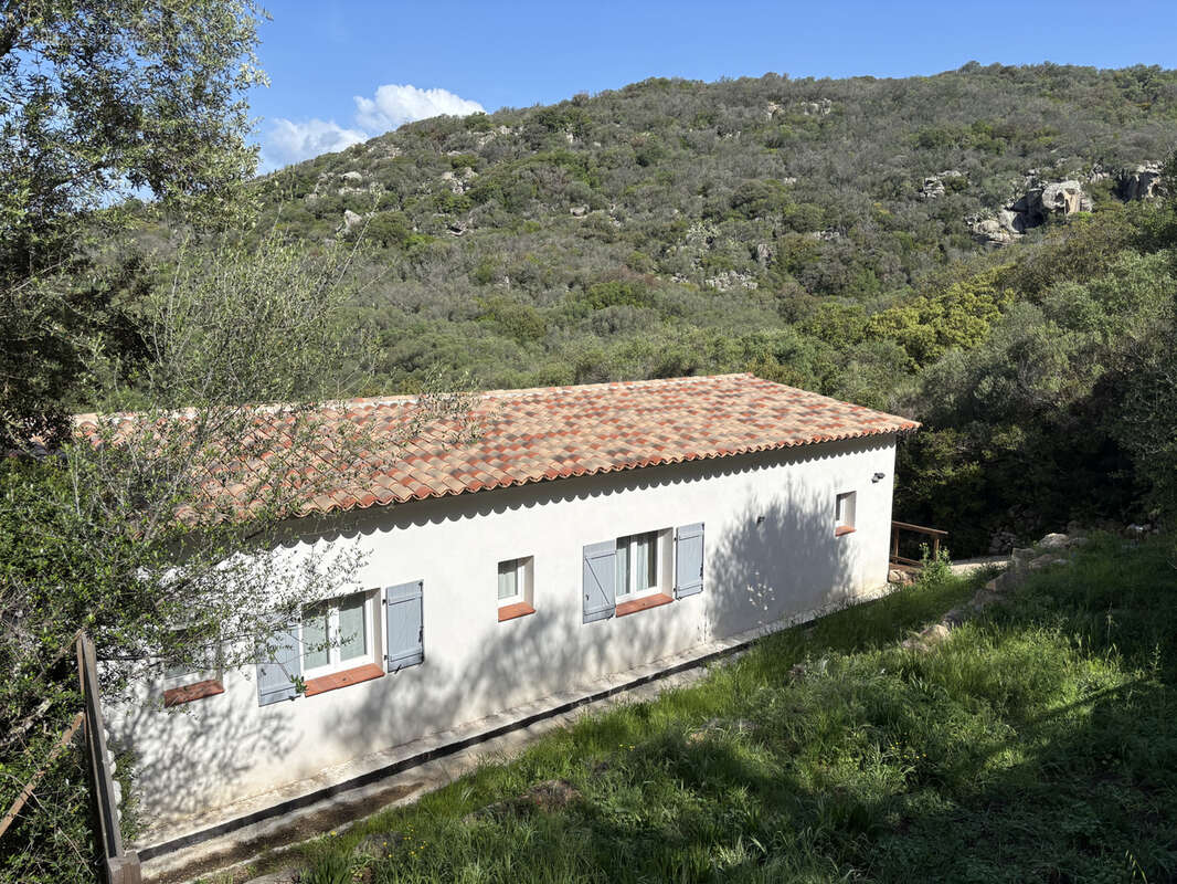 Maison à FIGARI