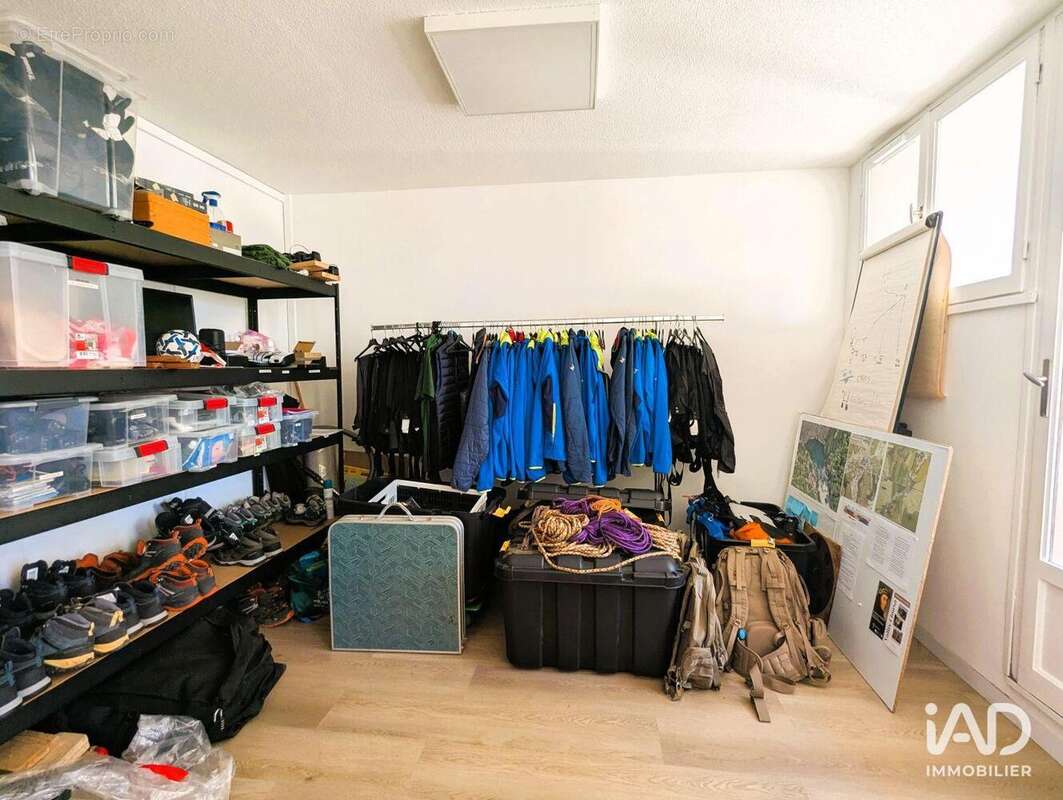 Photo 7 - Commerce à TOULON