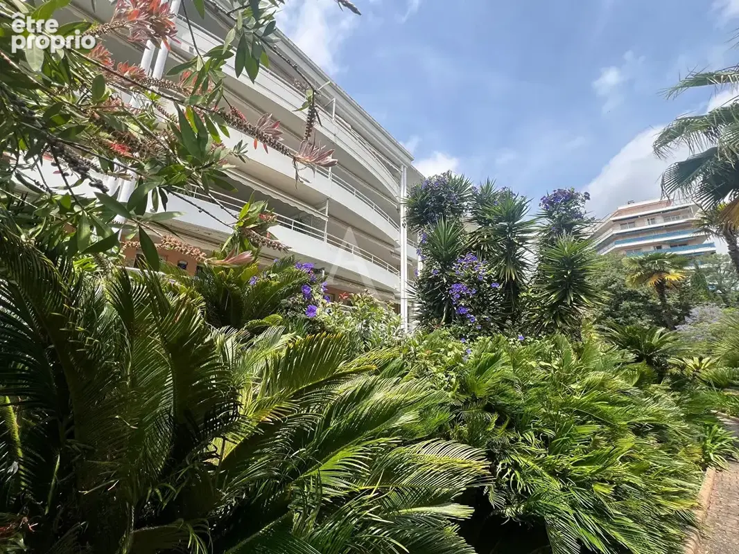 Appartement  Cannes grand 4 pièces résidence sécurisée avec  piscine - photo 2