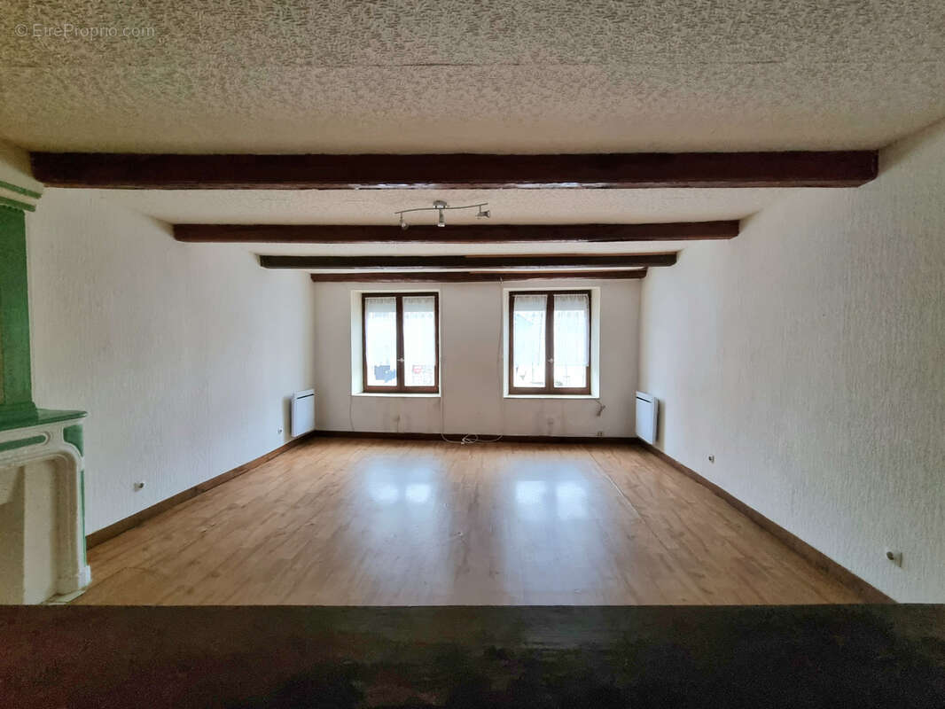 Appartement à CHATEAU-SALINS