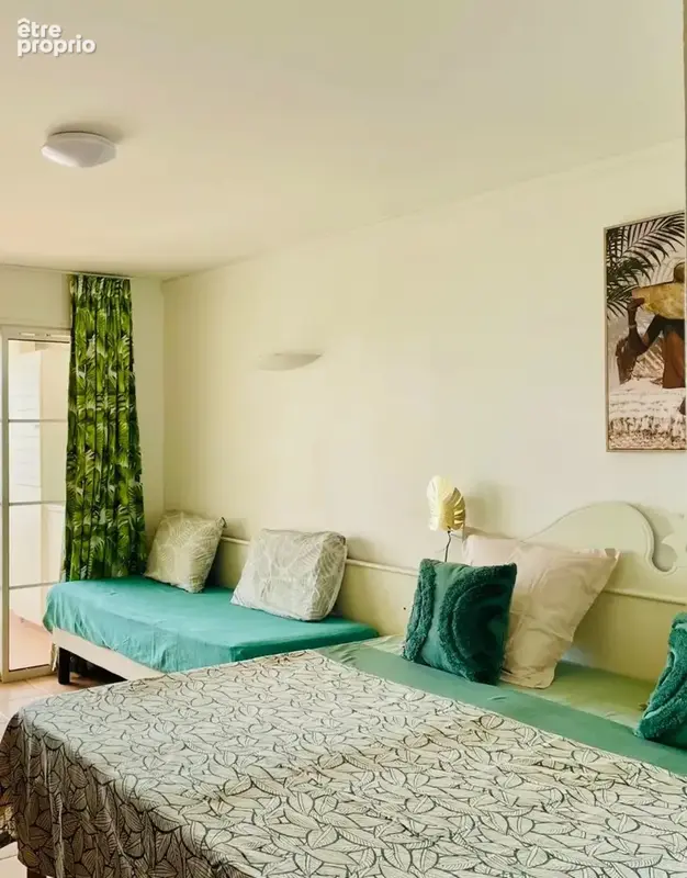 En exclusivite - sainte-anne – studio première ligne – vue mer & piscine - photo 2