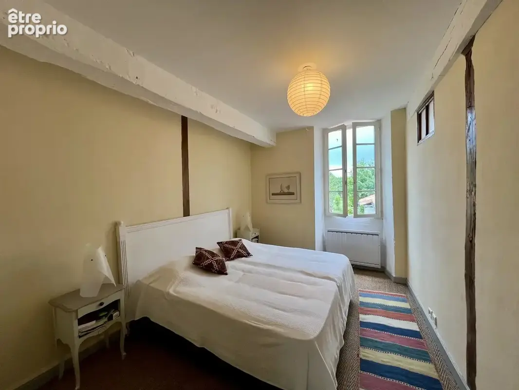 Charmante maison de village rénovée avec magnifique espace de vie extérieur et jardin clos - photo 11