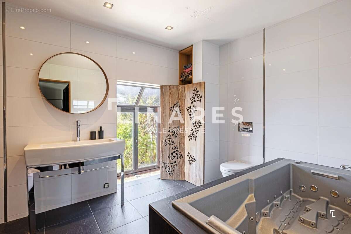 Maison à MARSEILLE-7E