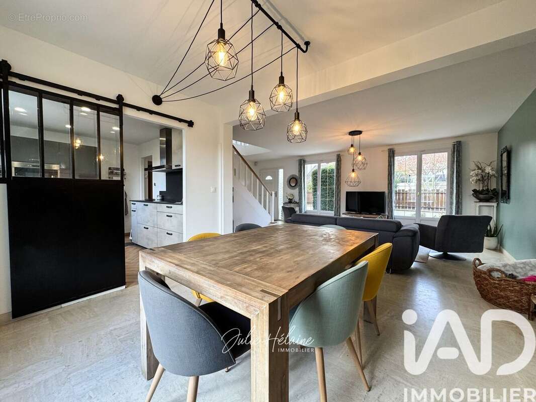 Maison 140 m² à Beynes  - photo 5
