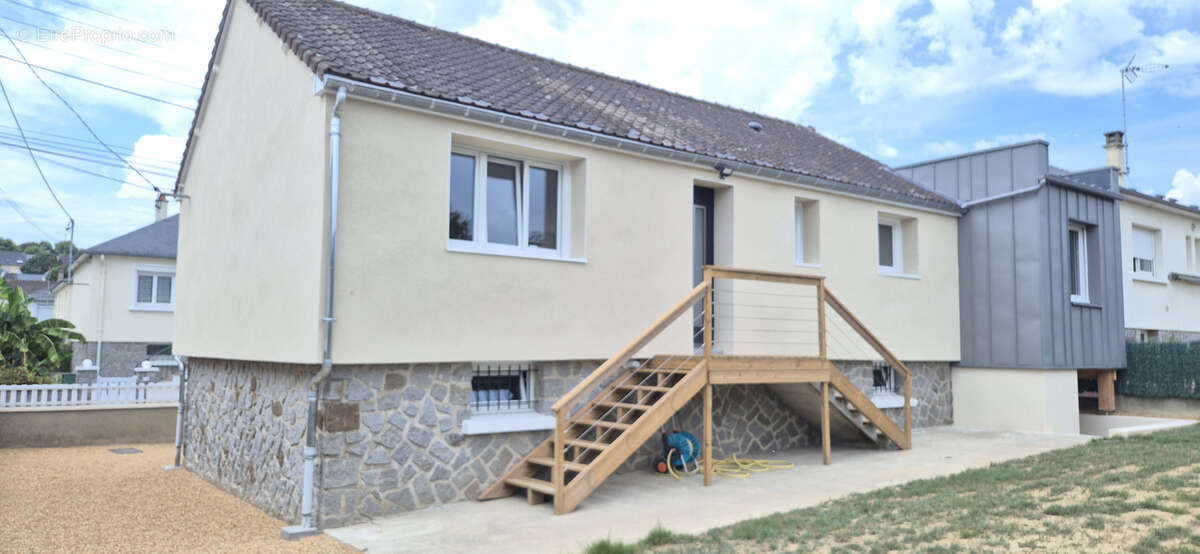 Pavillon LAVAL - photo 8