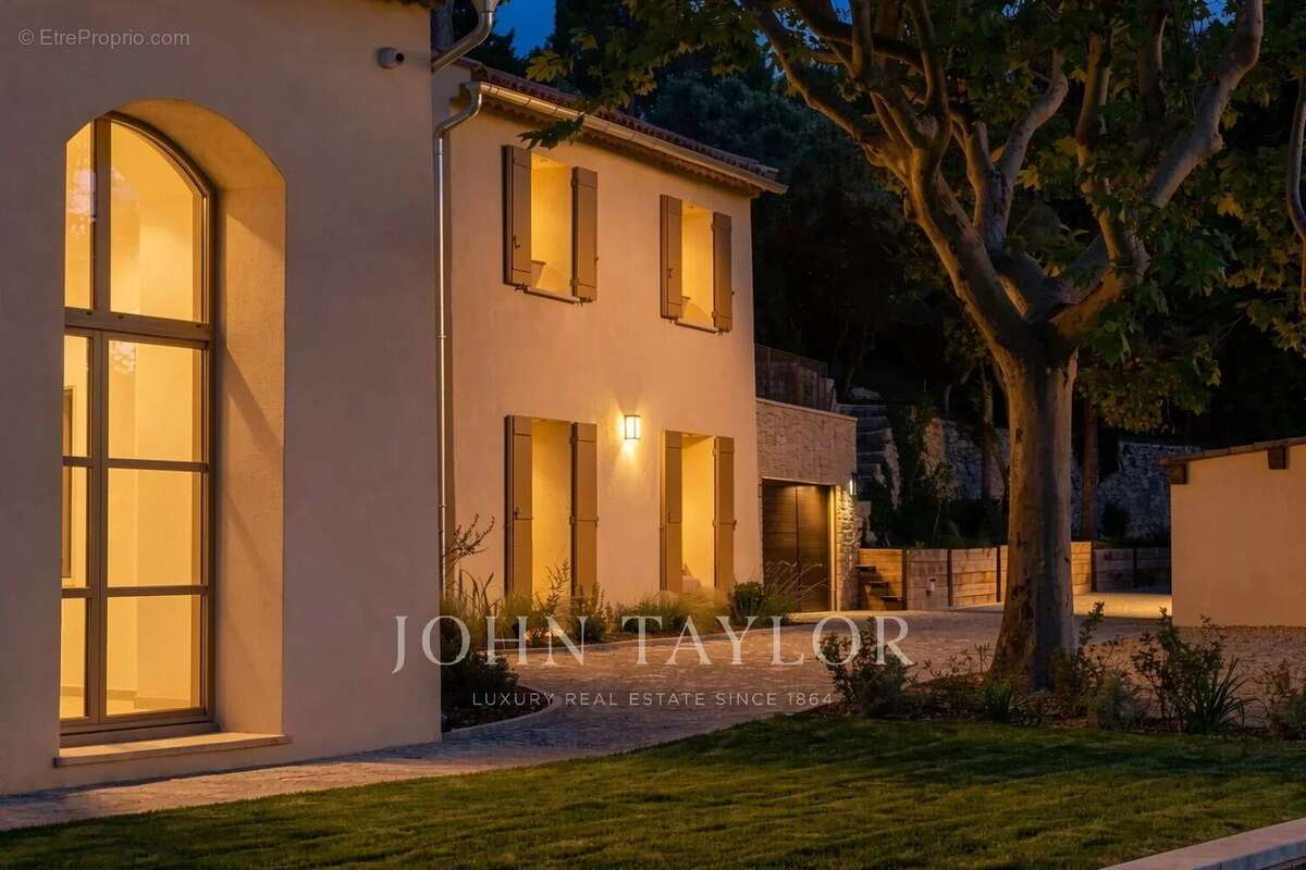 Maison à AIX-EN-PROVENCE