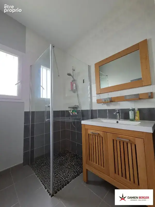 Maison de plain-pied proche Dompierre sur Mer. - photo 12